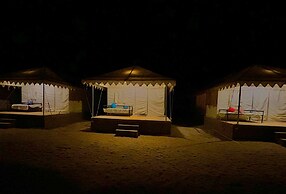 Amazing Desert Camp