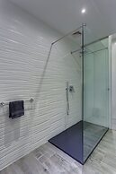 Luxury 3BR Apartment With Marina Views