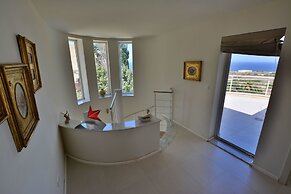 Super 3 Bedroom Villa With Amazing Ocean Views