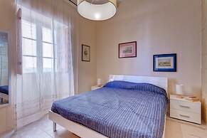 Traditional Maltese Townhouse, Roof Terrace and Views