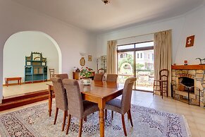 Superlative 4 Bedroom Villa With Private Pool