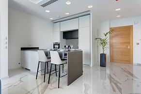 Stunning Apt Sea Views in Tigne Point, With Pool