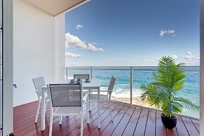 Stunning Apt Sea Views in Tigne Point, With Pool