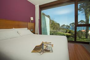 Hotel Alén do mar
