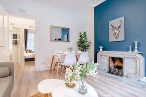 West Mount Apartment