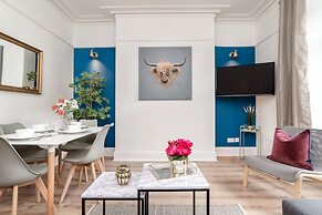 West Mount Apartment