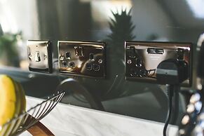 MONO Suites Old Town