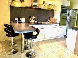 Apart-Hotel  Riviera Old Port