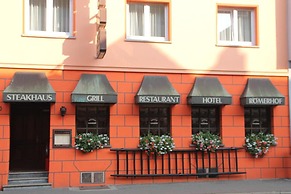 HOTEL RIESENJunior by Trip Inn