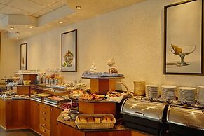 HOTEL RIESENJunior by Trip Inn