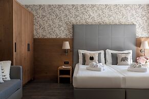 X Alp Hotel