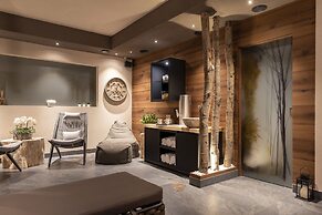 X Alp Hotel