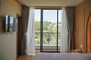 Gold View Hotel Da Lat