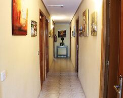 Hostal Restaurante Labrat