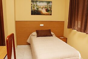 Hostal Restaurante Labrat