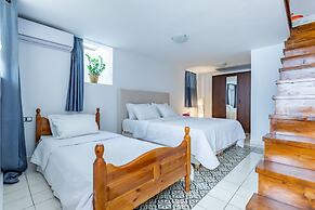 Evagelia Villas and Apartments