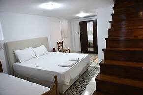 Evagelia Villas and Apartments