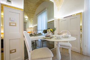 Acquaviva Suites
