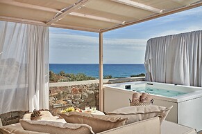 Volcano Luxury Suites Milos - Adults Only