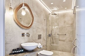 Volcano Luxury Suites Milos - Adults Only