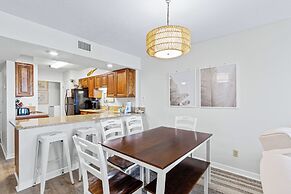 Boardwalk Condos by Hosteeva