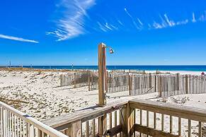 Boardwalk Condos by Hosteeva