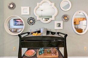 Boardwalk Condos by Hosteeva