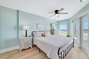 Boardwalk Condos by Hosteeva