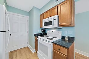 Boardwalk Condos by Hosteeva