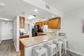 Boardwalk Condos by Hosteeva