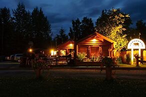 Hope Alaska's Bear Creek Lodge