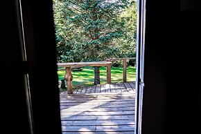 Hope Alaska's Bear Creek Lodge