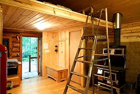 Hope Alaska's Bear Creek Lodge