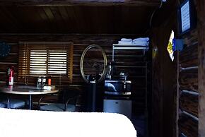 Hope Alaska's Bear Creek Lodge