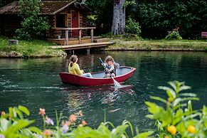 Hope Alaska's Bear Creek Lodge