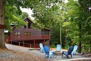 The Three Bear Lodge in Blue Ridge