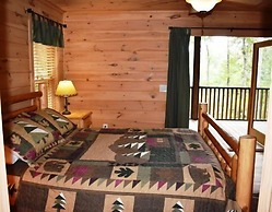 The Three Bear Lodge in Blue Ridge
