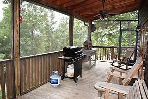 The Three Bear Lodge in Blue Ridge