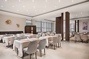 Ramada Hotel & Suites by Wyndham Yerevan