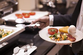 Ramada Hotel & Suites by Wyndham Yerevan