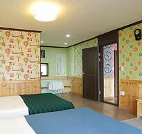 Petit Maison Pension