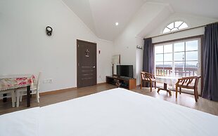 Petit Maison Pension