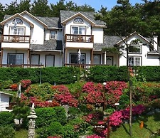 Petit Maison Pension