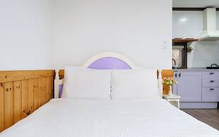 Petit Maison Pension