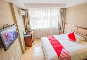 Chaolv Business Hotel