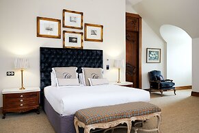 Campbell Point House