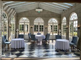 Campbell Point House