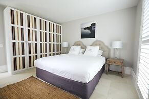 Campbell Point House