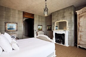 Campbell Point House