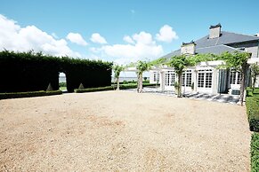 Campbell Point House